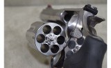 Smith & Wesson~629-6~.44 magnum - 6 of 10
