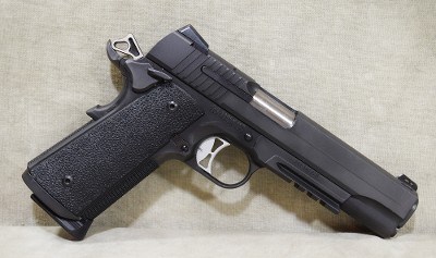 SIG SAUER~1911~.45 Auto