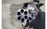 Smith & Wesson~629-6 Classic~.44 magnum - 7 of 11