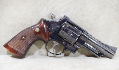 Smith & Wesson~29~.44 magnum