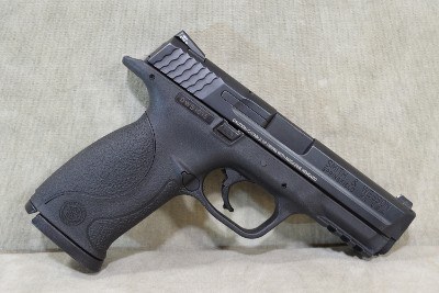 Smith & Wesson~M&P 40~.40 S&W