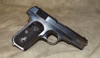 Colt~1903~.32 Auto