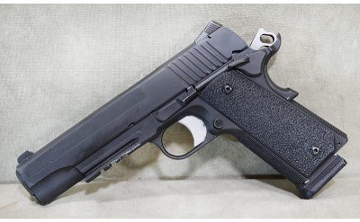 SIG SAUER~1911~.45 Auto - Image 8 of 10