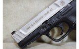 Smith & Wesson~SD40 VE~.40 S&W - 9 of 10