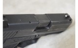 HK~USP Compact~.40 S&W - 6 of 10
