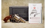 Ruger~Redhawk~.44 magnum - 2 of 11