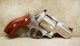 Ruger~Redhawk~.44 magnum - 1 of 11