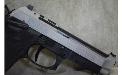 Beretta~92XI~9mm Luger - Image 4 of 11