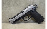 Beretta~92XI~9mm Luger - Image 8 of 10