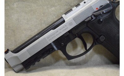 Beretta~92XI~9mm Luger - Image 9 of 10