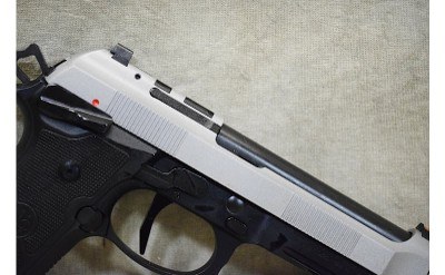 Beretta~92XI~9mm Luger - Image 4 of 10