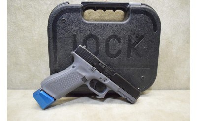 Glock~17 Gen 5~9mm Luger - Image 2 of 10