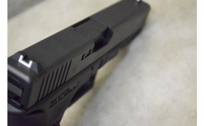 Glock~17 Gen 4~9mm Luger - Image 6 of 10