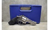 Smith & Wesson~686-4~.357 magnum - 2 of 12