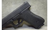 Glock~17 Gen 1 Classic~9mm Luger - 10 of 10