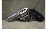 Ruger~SP101~.357 magnum - 9 of 11