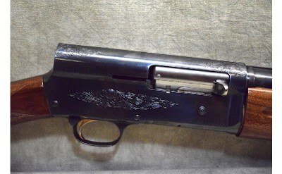 Browning~Auto-5 Magnum Twelve~12 gauge - Image 4 of 15