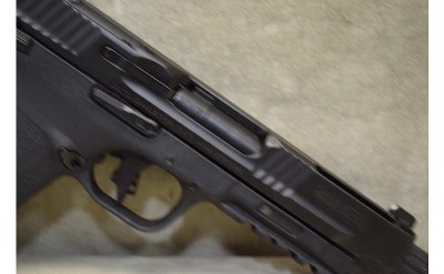 Smith & Wesson~M&P 57~5.7x28mm - Image 4 of 10