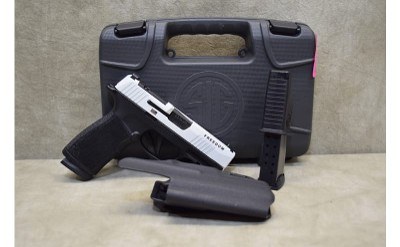 SIG SAUER~P365X Freedom~9mm Luger - Image 2 of 10