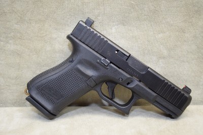 Glock~19 Gen 5~9mm Luger - Image 1 of 10