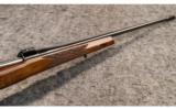 Weatherby ~ Mark V ~ .300 Wby Mag. - 7 of 9