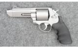 Smith & Wesson ~ 629-6 ~ .44 Magnum - 3 of 4