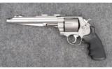Smith & Wesson ~ 628 Performance Center ~ .44 Magnum - 2 of 4