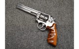 SMITH & WESSON ~ 617 ~ .22 LONG RIFLE - 2 of 3