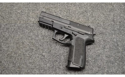 SIG SAUER ~ SP2022 ~ 9MM LUGER - Image 2 of 2
