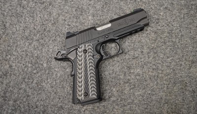 BROWNING ~ BLACK LABEL 1911 380 ~ .380 AUTO - Image 1 of 5