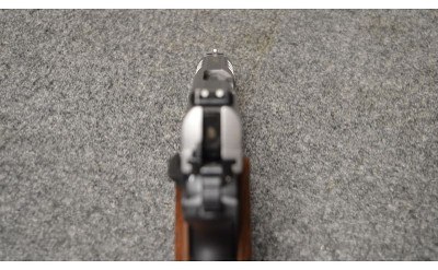 SMITH & WESSON ~ PERFORMANCE CENTER 1911 ~ .45 AUTO - Image 4 of 5