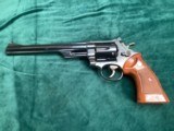 Smith & Wesson model 29-2 .44 mag. - 1 of 8